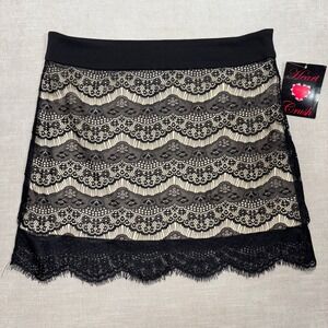 Heart Crush Black Lace Overlay A Line Mini Skirt‎ Size 9 Feminine Whimsigoth